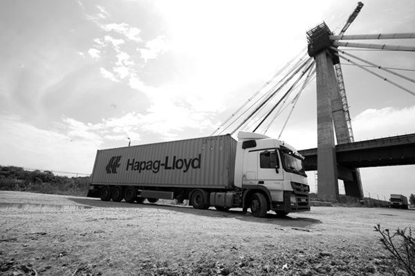 Hapag-Lloyd Transport Maritim Containerizat